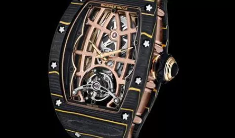 Золото и карбон в новинке от Richard Mille